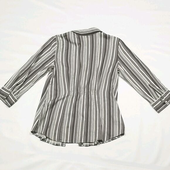 🎁5/$25 Van Heusen Studio Blouse Women's Small Button Up 3/4 Sleeve Striped - Picture 4 of 7